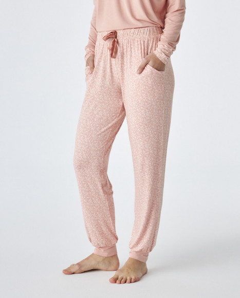 Pijama de mujer tejido modal en color rosa estampado