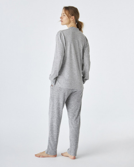 Pijama de mujer de punto de color gris